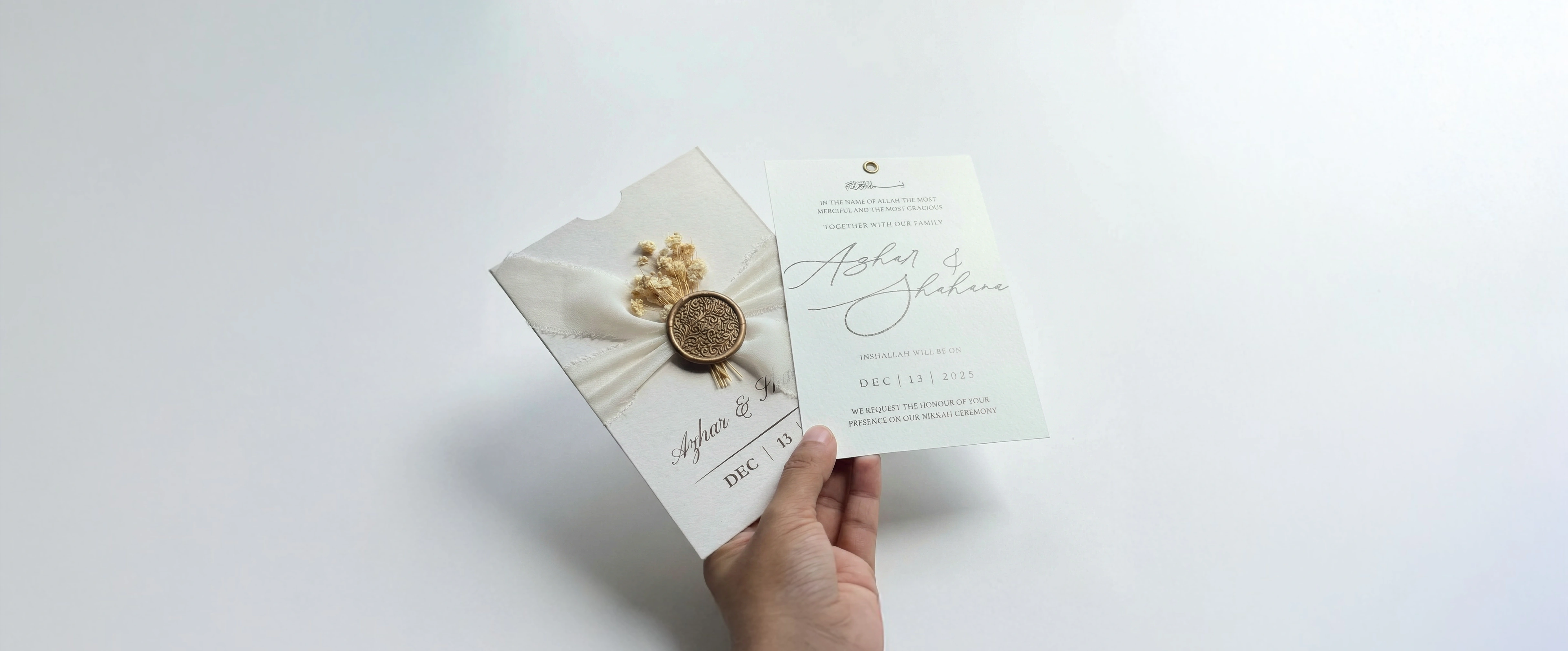 <p><strong>Beautifully Announced</strong></p>