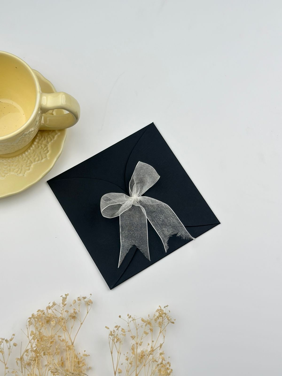 Corporate Gifting Trends for 2025 – What's In and What's Out