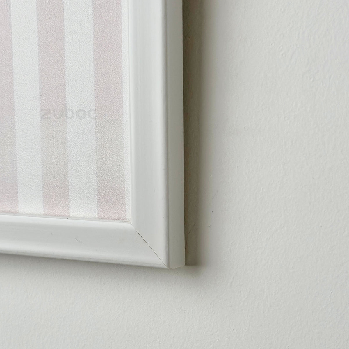 White Photo Frame (1/2”, 8*8)