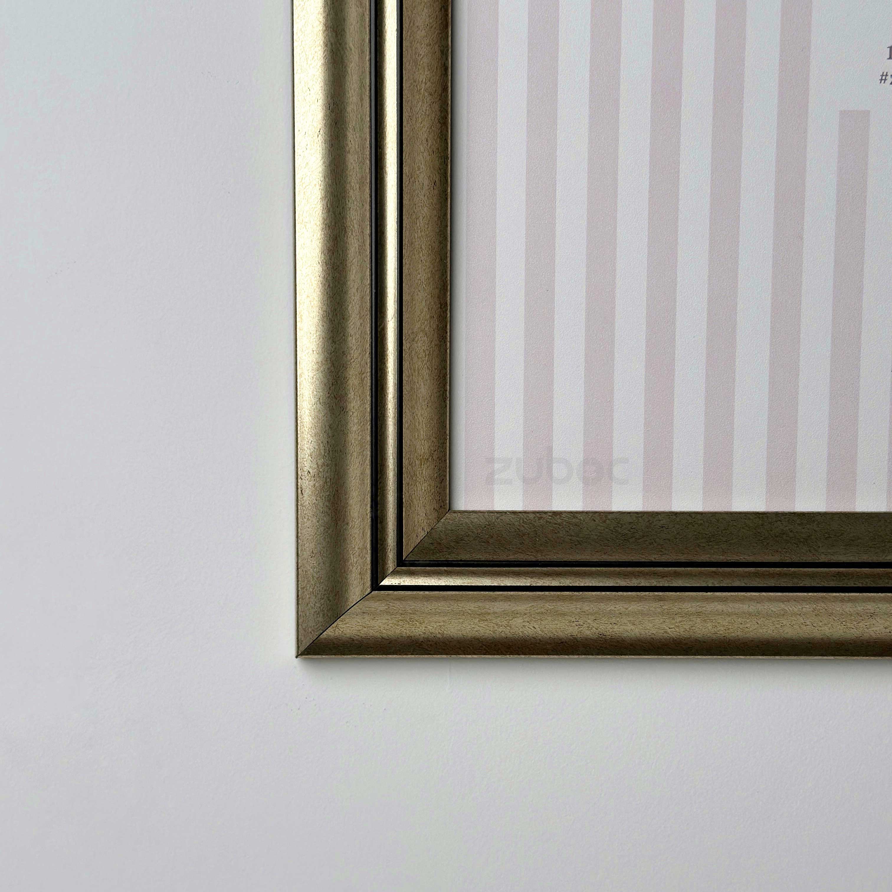 Antique Gold Photo Frame (12*12”)