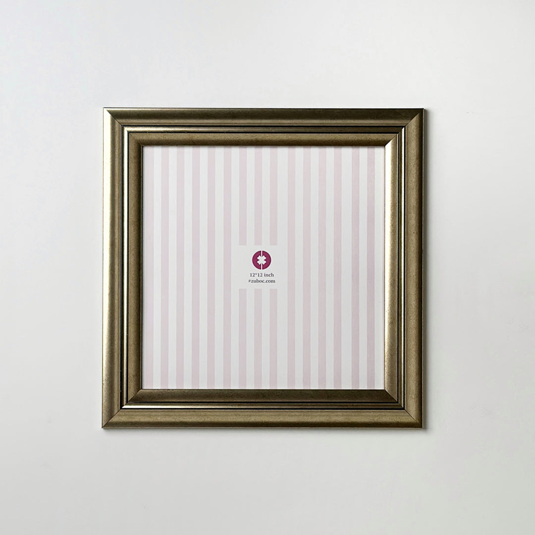 Antique Gold Photo Frame (12*12”)