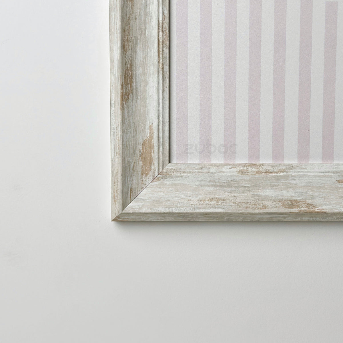 White Vintage Photo Frame (12*12”)