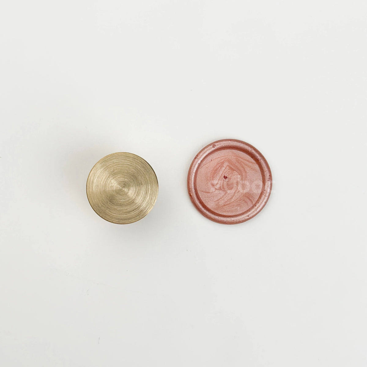 Plain Round Wax Stamp with Wooden Handle