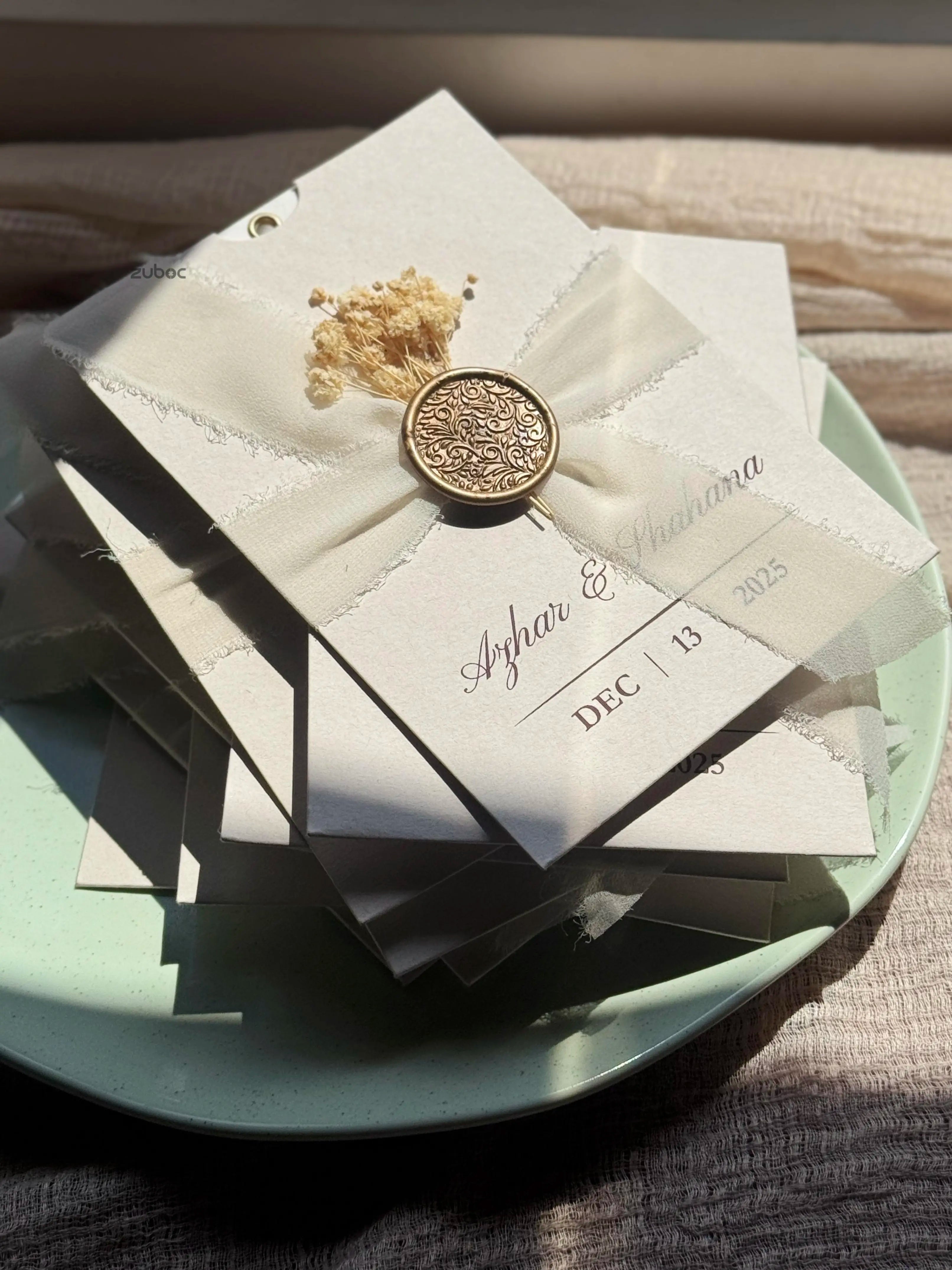 The Royal Wedding Invitation Suites (Set of 50)