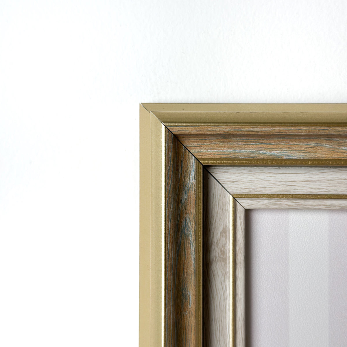 Golden Vintage Photo Frame (A5)