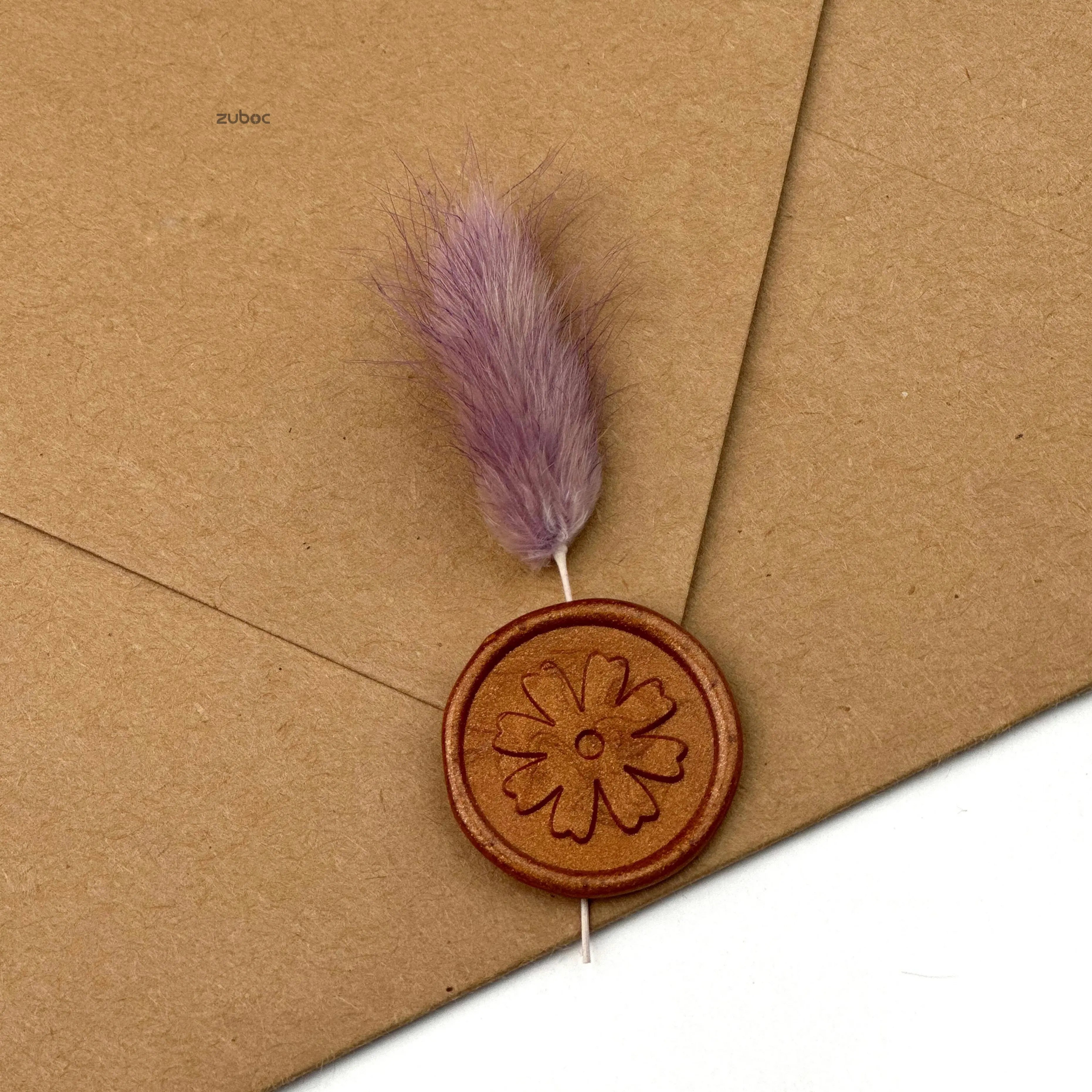 Mauve dry flower short for elegant gift wrapping