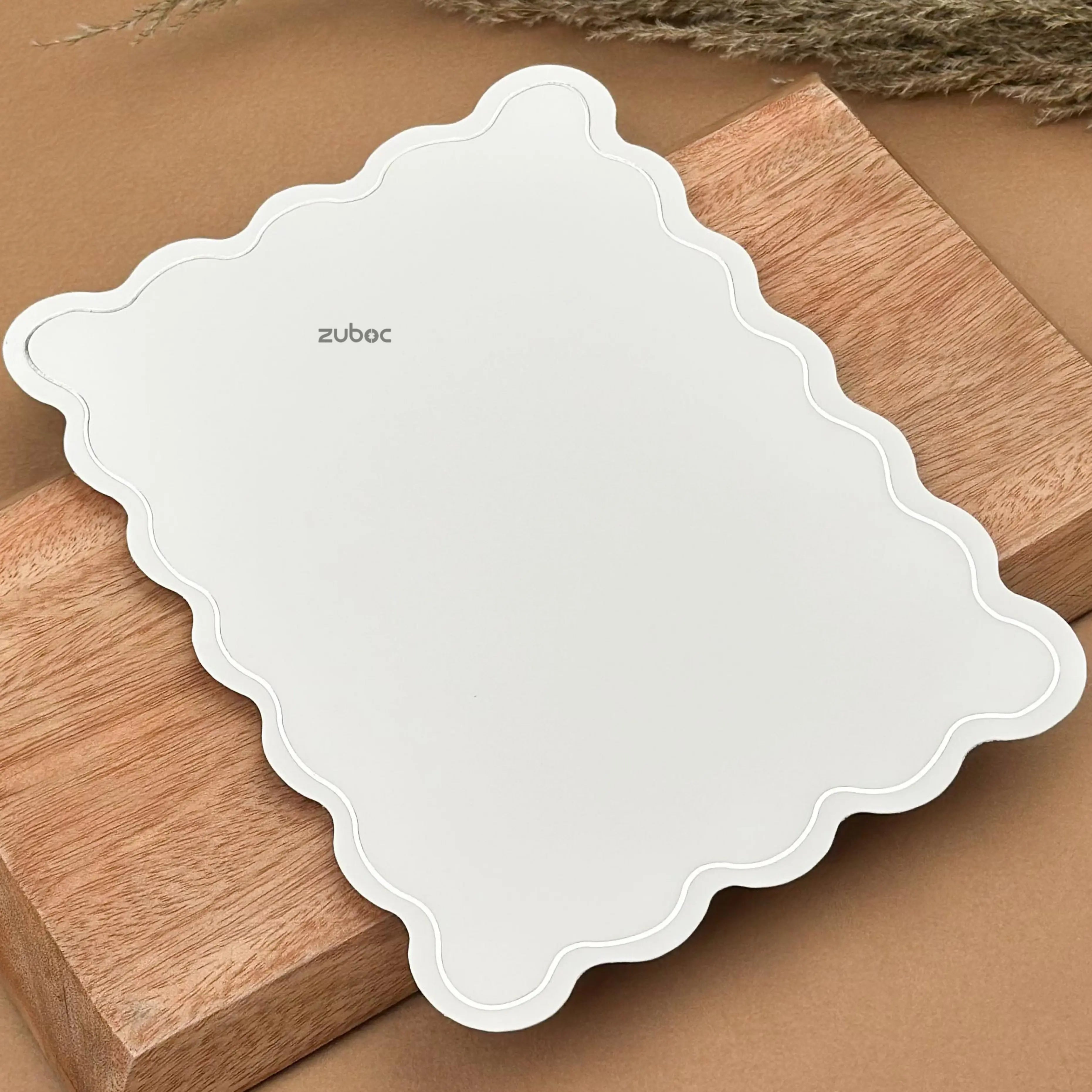 Silver Foiled Wave Insert