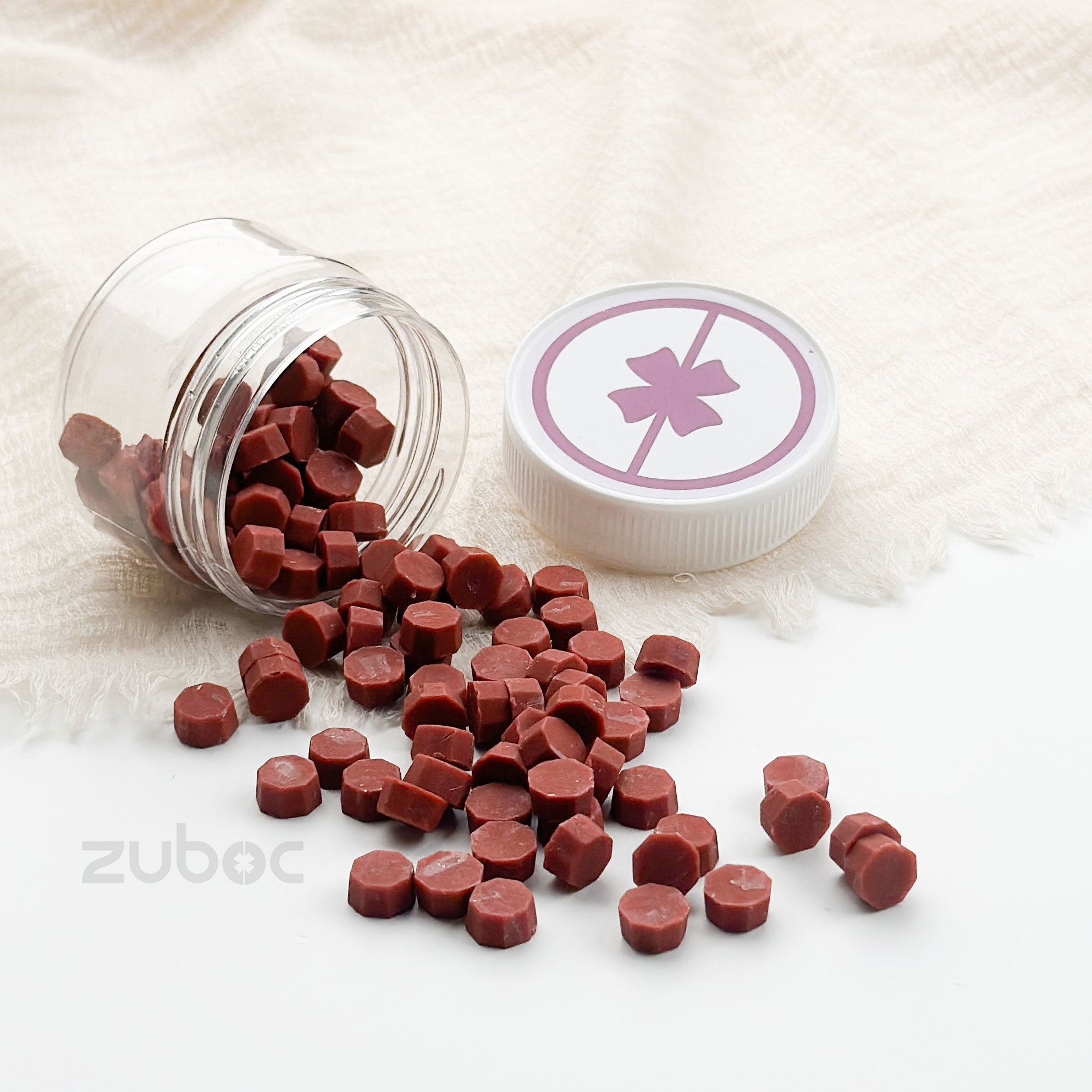 Brown wax beads can cause brown seals