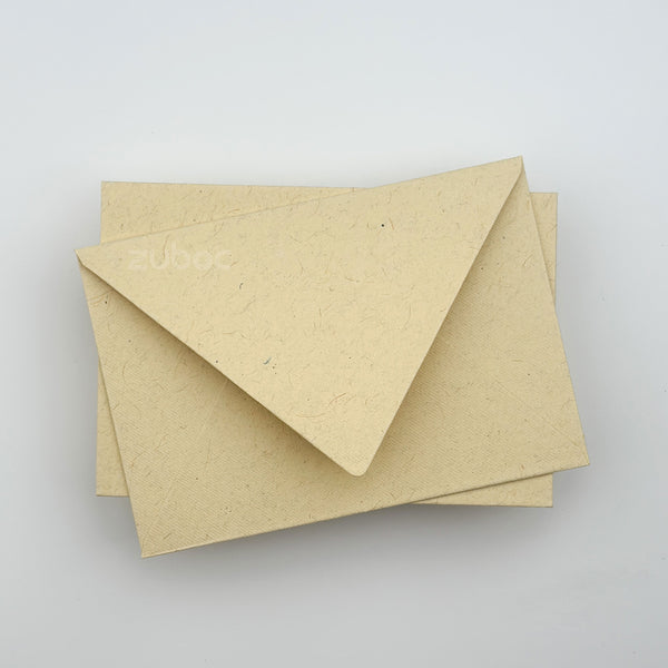 Light beige envelope C6 top-down view for personalized gifts
