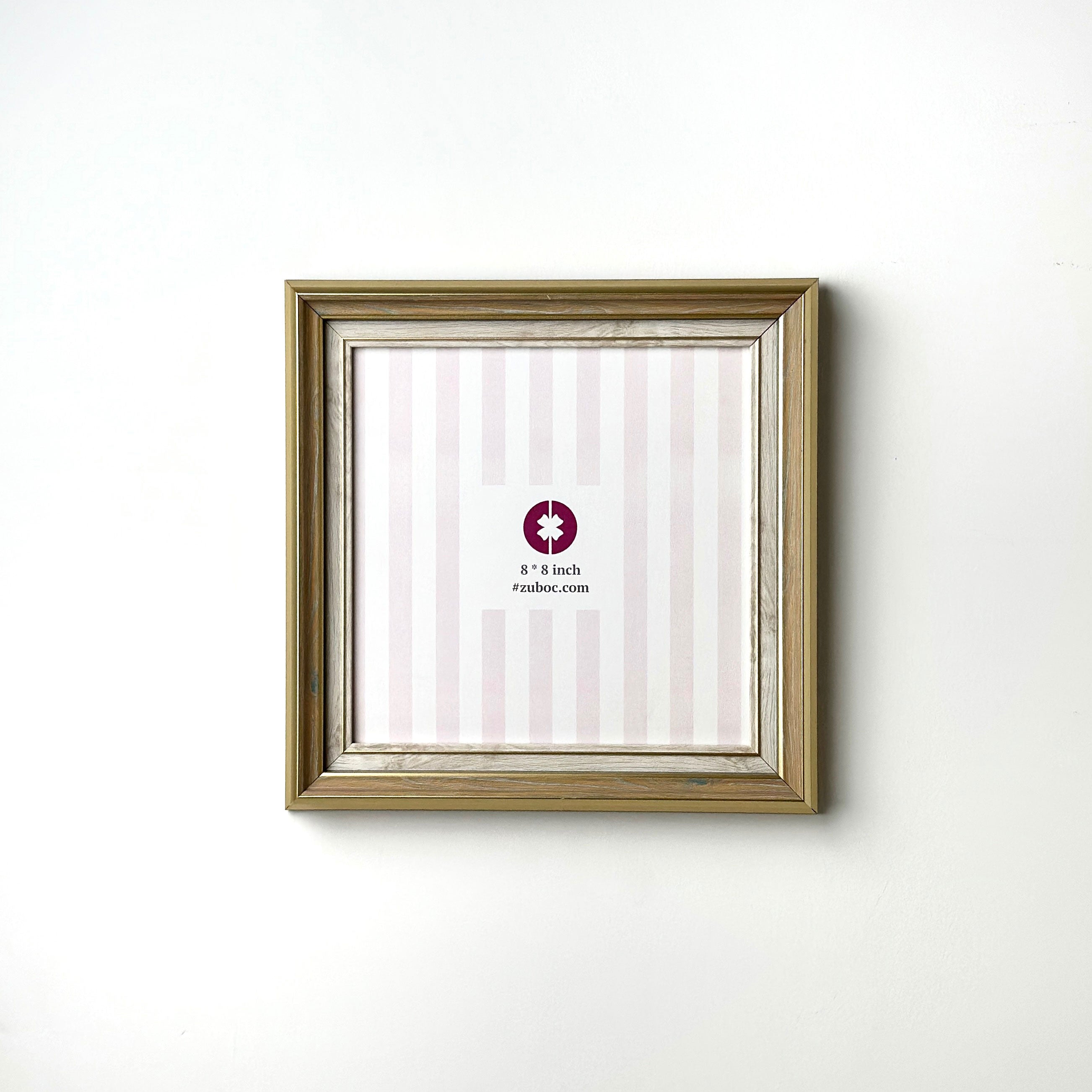 1” Golden Vintage Photo Frame (8x8”)