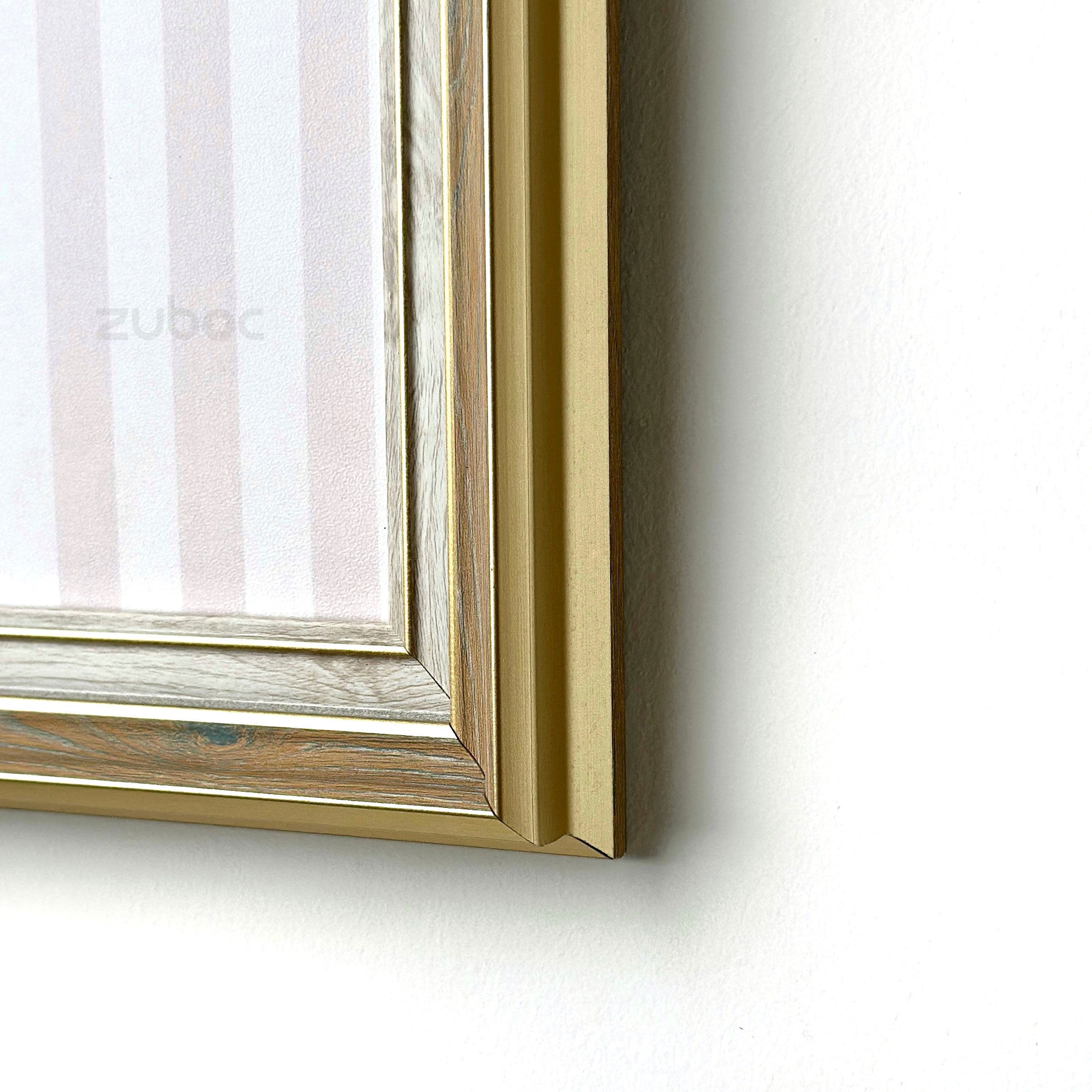 1” Golden Vintage Photo Frame (8x8”)