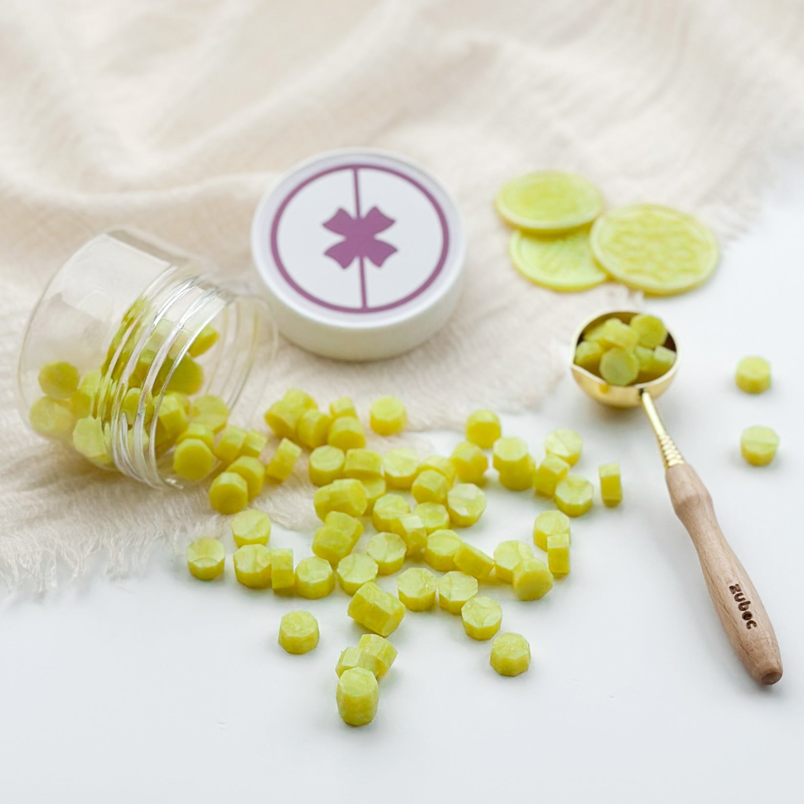 Green Yellow Wax Beads - 30 Grams