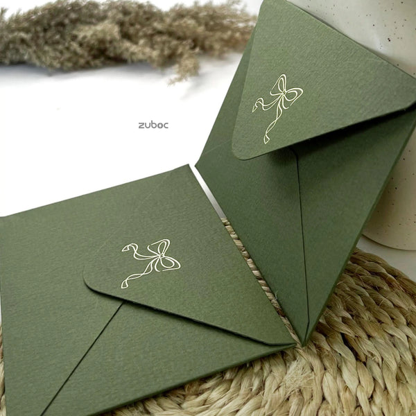Gold foil envelope set of 5 for elegant gift wrapping and premium invitations