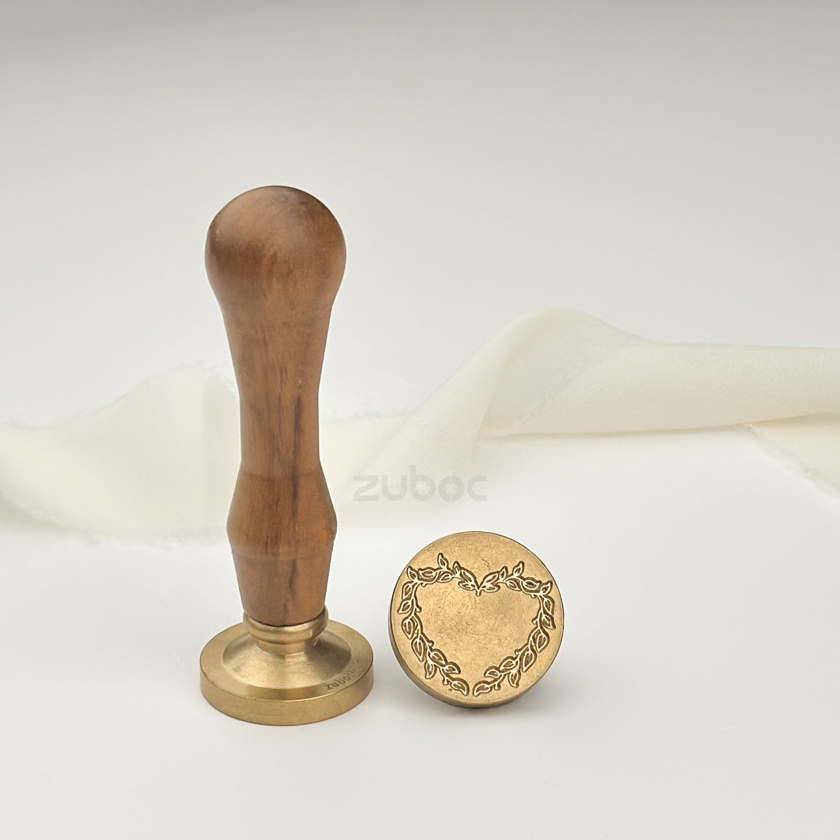 Heart Wreath Wax Stamp with Wooden Handle