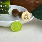 Cake-1 wax seal stamp with a smooth wooden handle