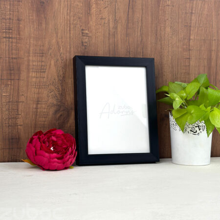 Black Elegance Photo Frame 8x6 for A5 pictures, premium synthetic and acrylic design.