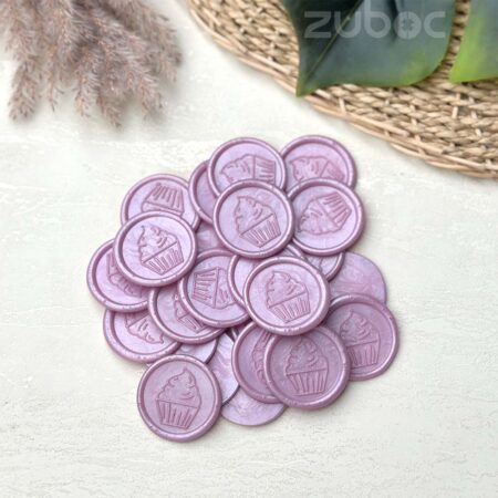 Wax seal in lilac cupcake design, perfect for envelopes and crafts