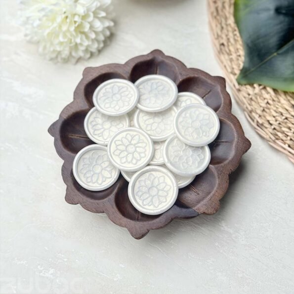 Pearl White Sunflower Wax Seal for adding elegance to envelopes