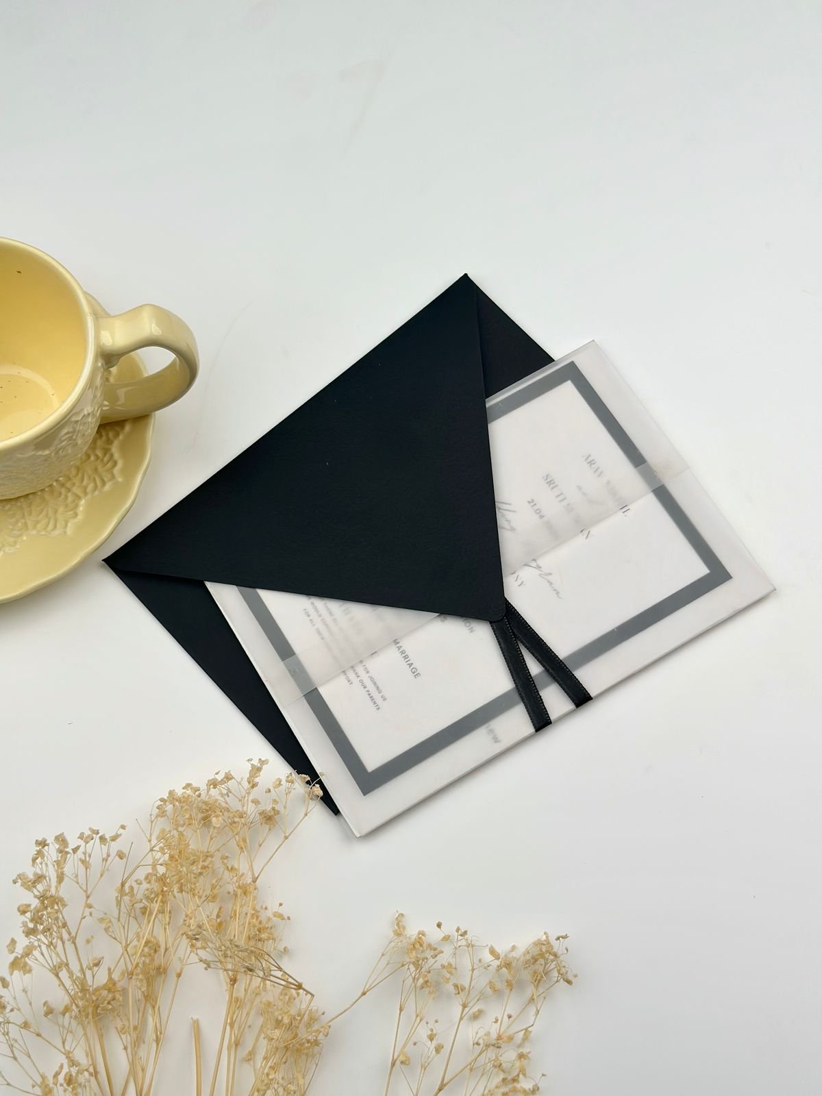 A Beautiful black&white color combo